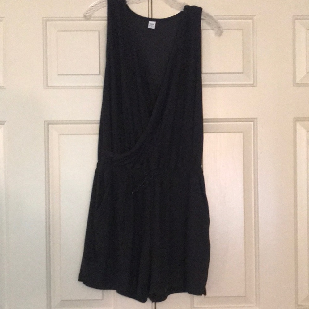 Old Navy active shorts romper, size medium